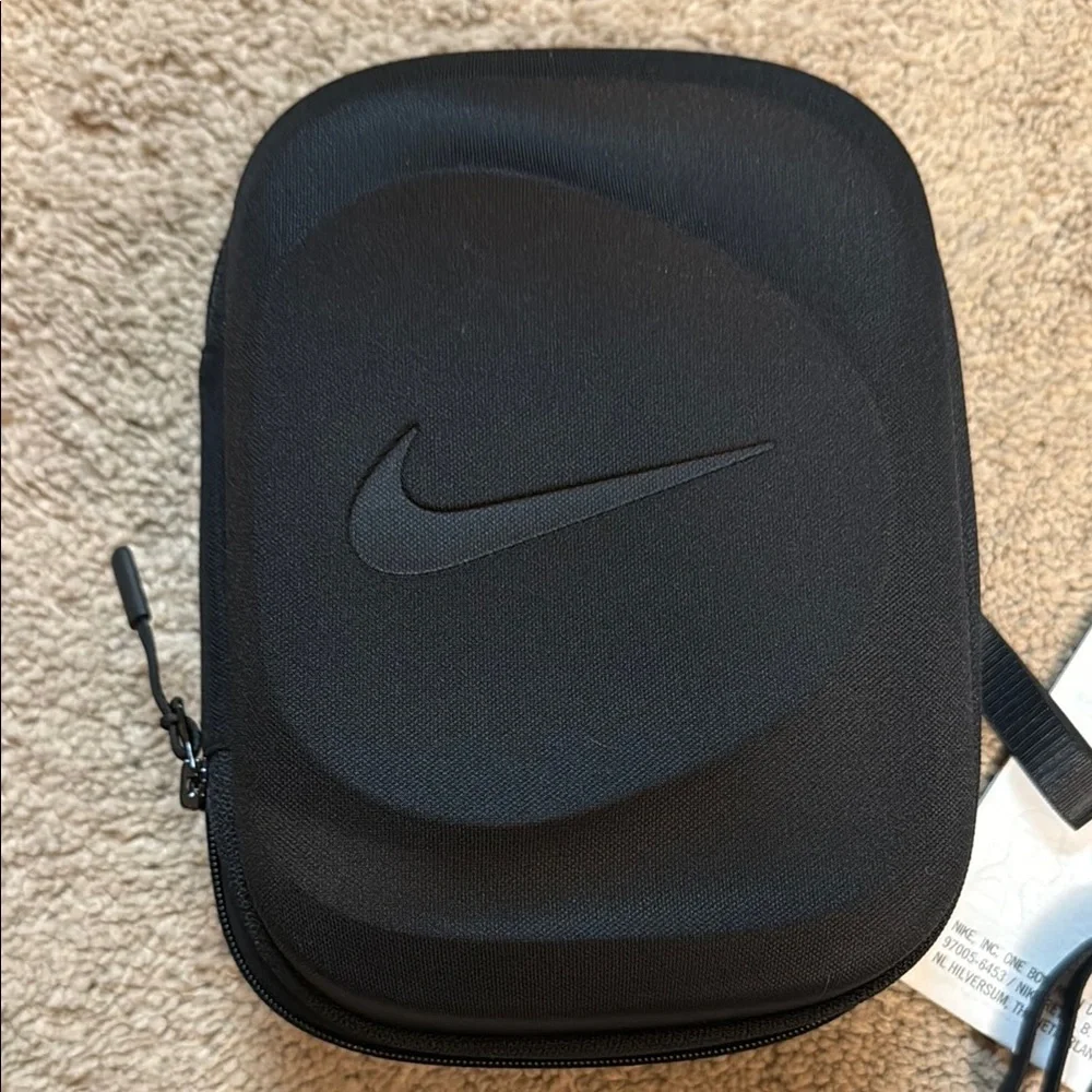 Nike Black Face Mask with Case